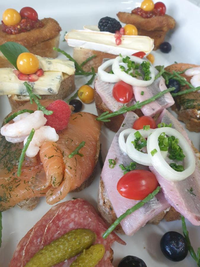 Hotel Restaurant Bauernstube Eschenburg ภายนอก รูปภาพ